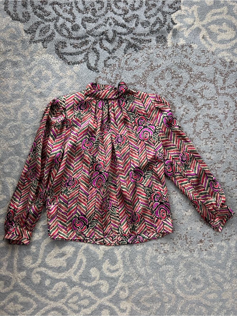 Vintage Laura & Jayne Petite Collection Floral Chevron Mockneck Blouse 6